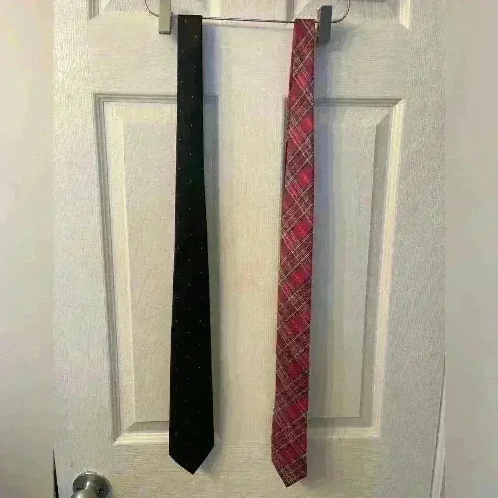 Men’s tie lot Tommy Hilfiger & Rhynecliffe